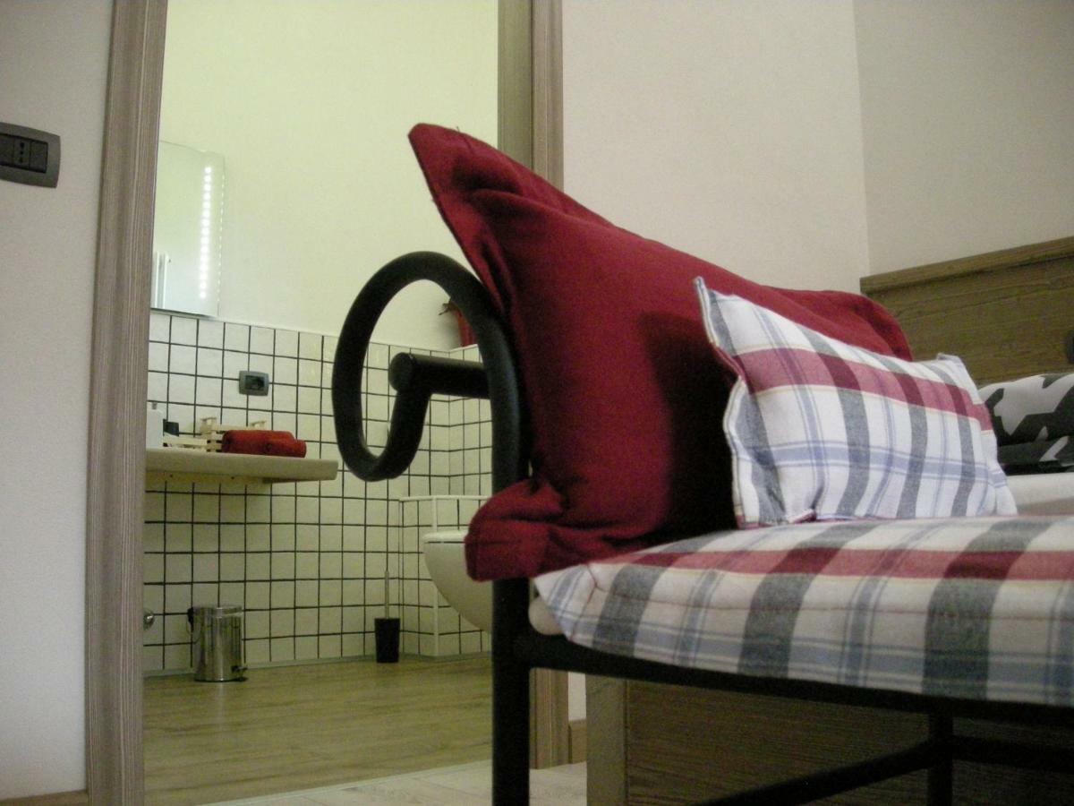 B&B Il Crocevia Тельйо Екстер'єр фото